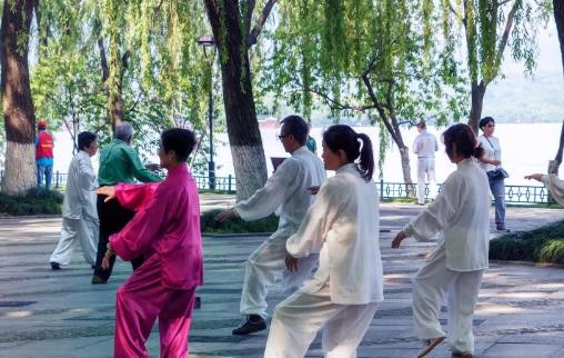 老年人注重養(yǎng)生 老年人最容易輕信的8個(gè)養(yǎng)生謠言 