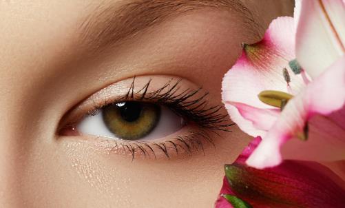 眼皮浮腫太顯老 四種方法去腫任你選