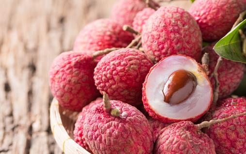 如何預防吃荔枝上火