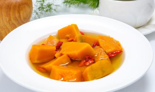 南瓜皮厚又硬不好去皮,妙招來(lái)幫你!