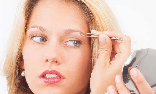 化妝一定要學會畫眉毛 如何畫出自然眉毛