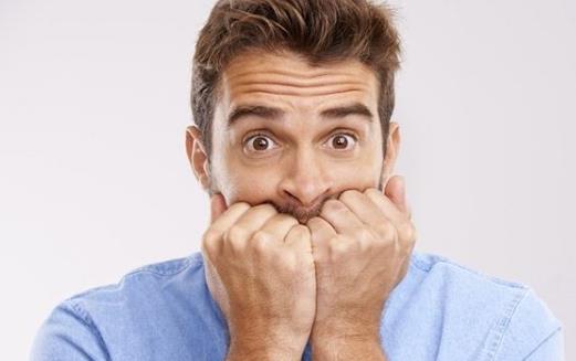 憋尿的危害要了解 知道后你有可能再也不會憋