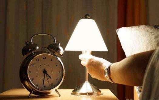 長期入睡困難試試這些方法 調理失眠小妙招