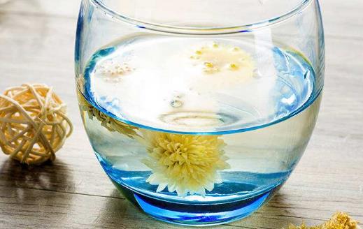 出現暈車嘔吐現象 8種食物幫你擺脫暈車