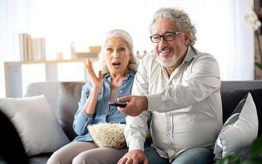 日常生活最常見壞習(xí)慣 最傷身的7種壞姿勢(shì)