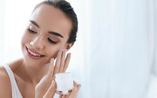 早晚都護(hù)膚的好處揭秘 美膚達(dá)人告訴你早晚護(hù)膚要訣