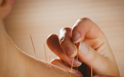 針灸豐胸效果好不好 中醫豐胸方法大盤點