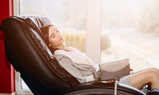 為了鍛煉身體每天晚上暴汗打卡 過度養生對身體不利