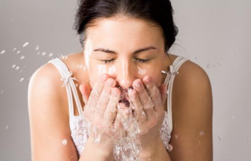 怎樣洗臉能美白 5大方法洗出水光肌