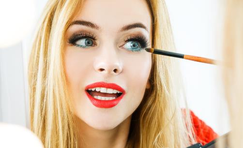 教你打造別樣的眼線風情