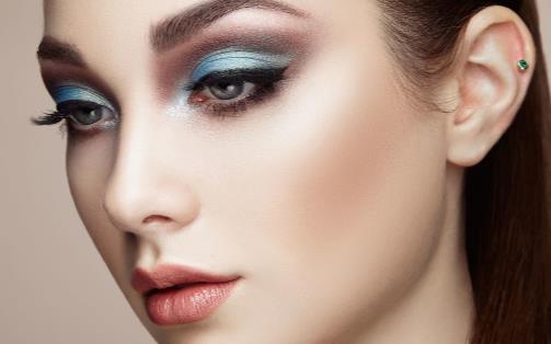 教你打造別樣的眼線風情