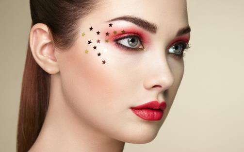 教你打造別樣的眼線風情