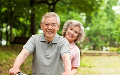 老年人腹部按摩養生訣竅 老人消化不好日常護理法則