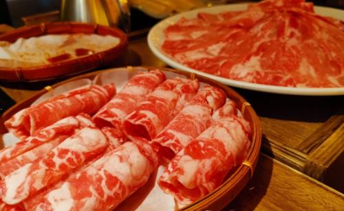 冬季是吃火鍋的季節 但五類菜品要盡量少吃