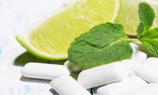 沒事就嚼口香糖？小心給你帶來這些副作用