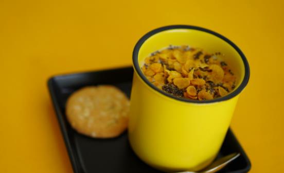 與免疫功能關系密切的營養素 提高身體免疫力的方法