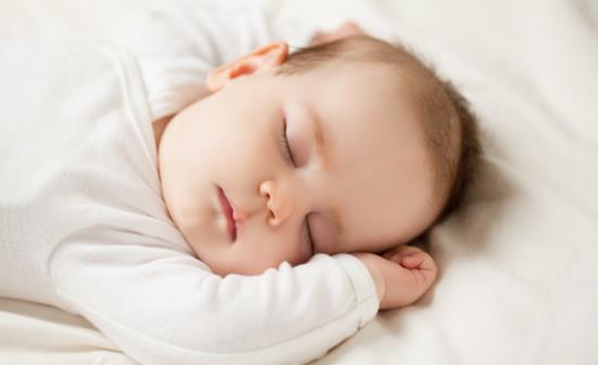 寶寶總是容易腹脹急壞寶媽 腹脹應特別注意并就醫的情況