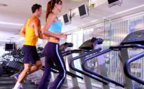 ?利用跑步機(jī)減肥的注意事項(xiàng)  選擇適合自己的跑步機(jī)來(lái)減肥