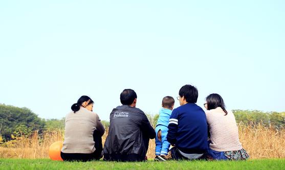 男性更年期的表現(xiàn) 緩解更年期家人關(guān)懷理解貼心最重要