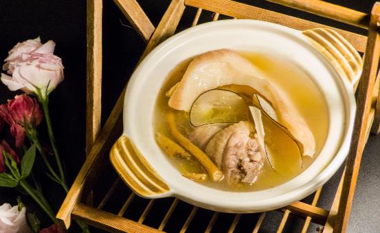 煲湯時間越長越好？盤點4大煲湯誤區