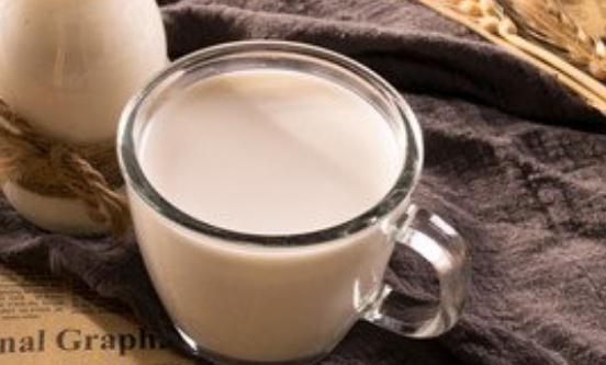 常喝喝酸奶的七大好處 