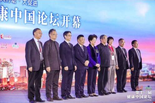 何松繁:兒童青少年低視力問題應(yīng)引起全社會(huì)關(guān)注