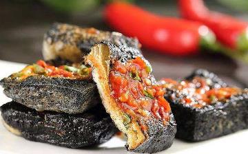 【臭豆腐】臭豆腐的制作方法_臭豆腐怎么做的_臭豆腐的危害_臭豆腐有營(yíng)養(yǎng)嗎