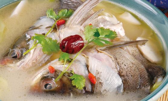 把補(bǔ)鈣做到真正行之有效 補(bǔ)鈣少不了魚(yú)頭湯