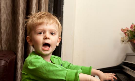 孩子愛頂嘴的解決方法 家長正確引導很重要