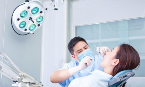 吃個(gè)不停,如何保護(hù)牙齒?