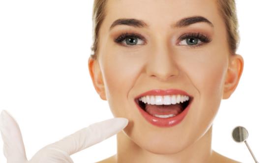 吃個(gè)不停,如何保護(hù)牙齒?