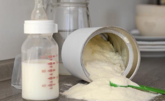 寶寶不愛喝奶粉怎么辦 不強迫寶寶喝奶粉讓寶寶慢慢接受