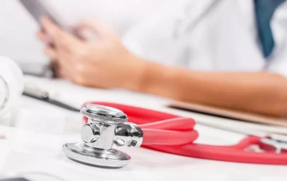 中老年人稍有疏忽就易發生心衰 12招預防心衰