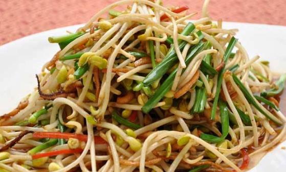 孕中期應掌握少吃多餐的原則 推薦6道簡單的夜宵食譜