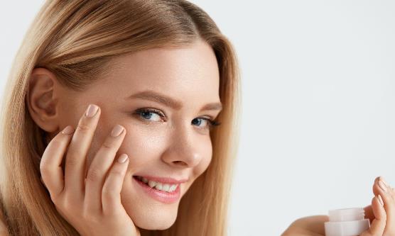 快速幫你消除浮腫臉的方法 日常飲食消腫法快速更有效