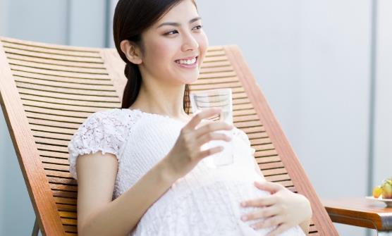 紅酒補血不靠譜 準媽媽對酒精堅決SAY NO