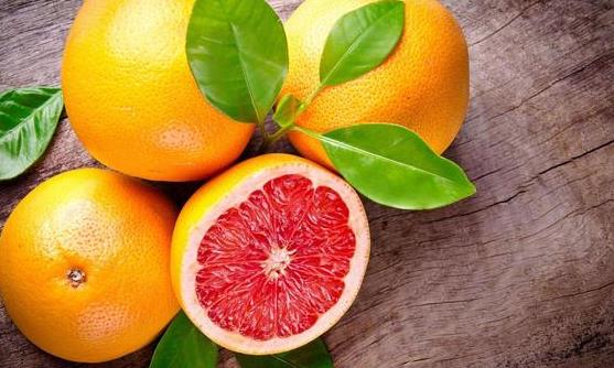 柚子皮的四大功效與作用 柚子皮煮水治小兒肺炎