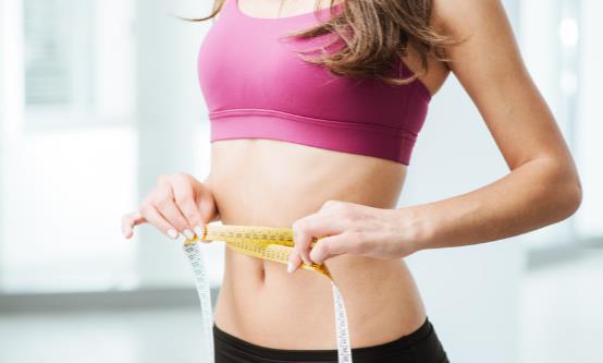 最佳的腰臀比例是多少 四個瘦腰動作讓你恢復火辣身材