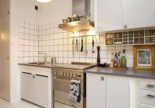 爐灶上的頑垢該怎么清洗 清潔爐灶頑垢的小妙招