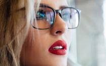 保養鏡片的誤區你犯了嗎 正確保養眼鏡鏡片可延長使用壽命