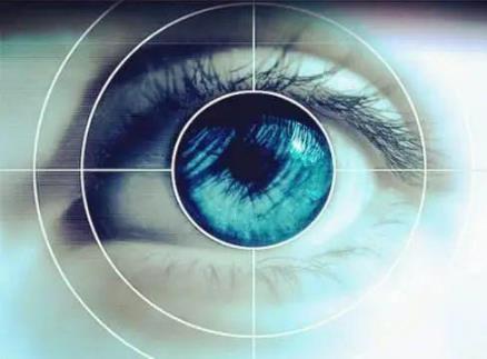 西安普瑞眼科醫(yī)院好嗎？戴眼鏡VS近視手術(shù)，四個對比讓你不糾結(jié)