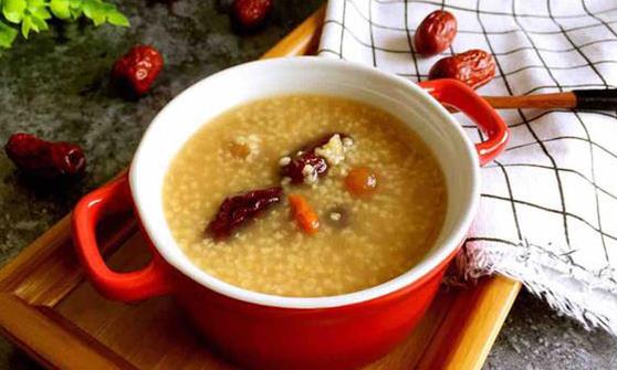 胃病是三分治七分養(yǎng) 最養(yǎng)胃修復胃的食物推薦