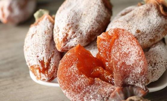 柿餅營養(yǎng)價值豐富 吃的健康吃的美味有妙招