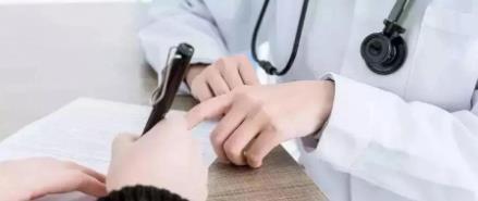 西安普瑞眼科怎么樣？老年人要警惕黃斑變性“偷盜”光明