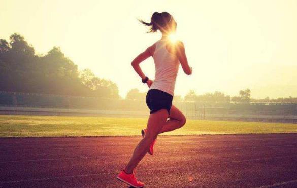 早起3不要,睡前4遠離,不要著急起床,要吃早餐,遠離熬夜