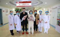 楊女士成功誕下龍鳳胎，在合肥安徽天倫醫院治療不孕
