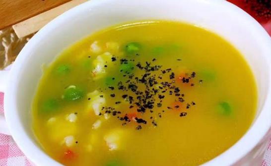 孕期準(zhǔn)媽媽選擇滋補(bǔ)湯 美味可口有滋補(bǔ)健身功能