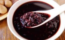 ?黑米粥有哪些功效與作用？黑米粥養(yǎng)胃嗎？怎么做養(yǎng)腎