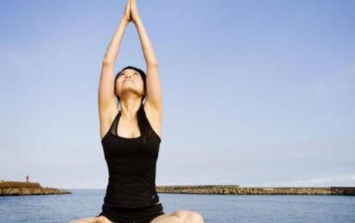 瑜伽可以減脂肪嗎 練瑜伽要穿襪子嗎