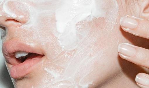 冷水洗臉能去紅血絲嗎 冷水洗臉能收縮毛孔嗎